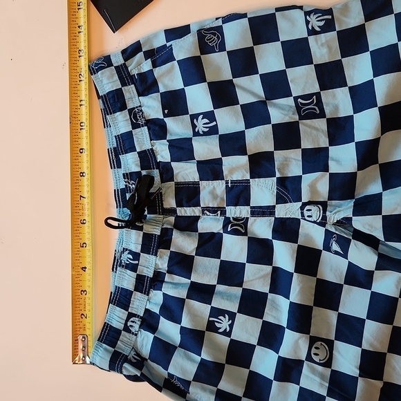 Hurley Blue large 12 13 printed pull on walkshorts large new with tags - Picture 13 of 13